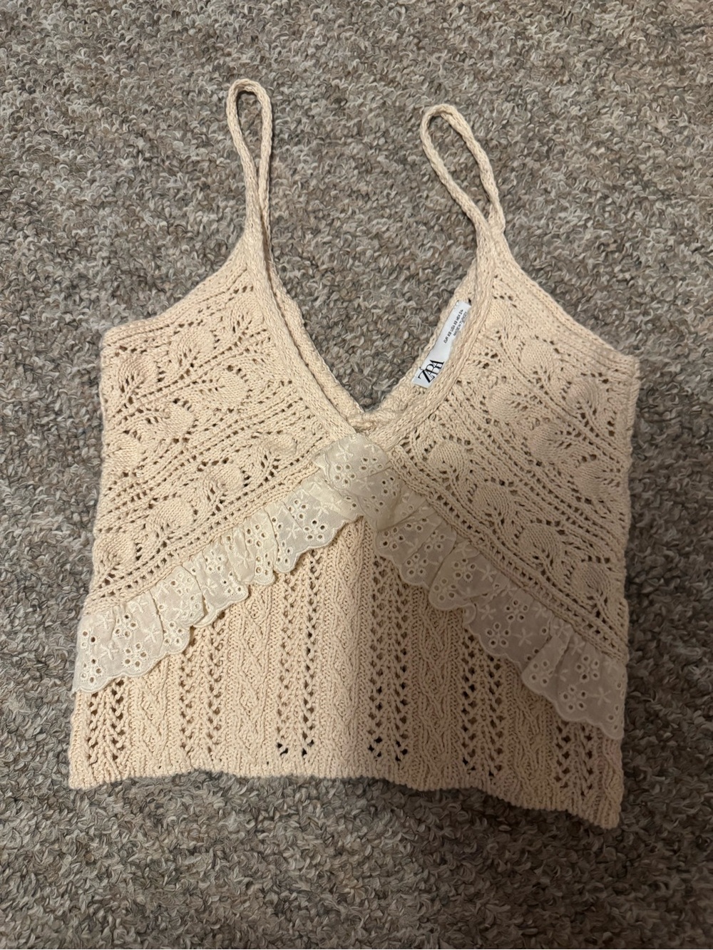 ZARA Cream Crochet Eyelet-Trim Cami size xs